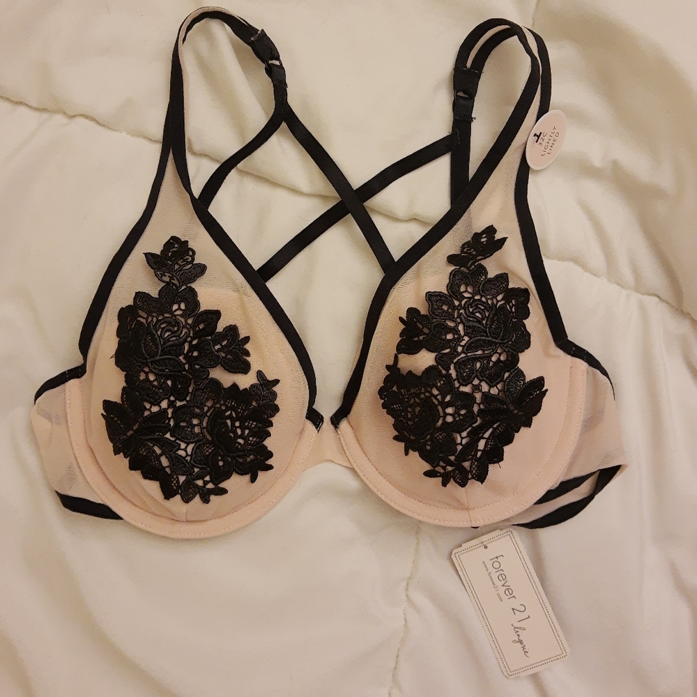 Floral mesh strappy bra